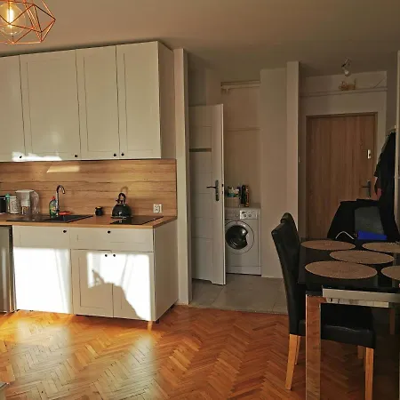 Centrum Apartament Oliwa شقة